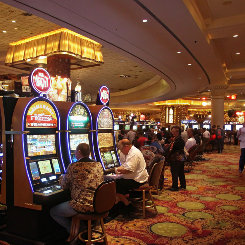 2010-Game-Slots